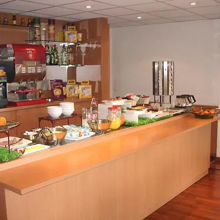 Otel Resothel Group 3*