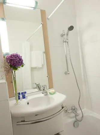 Resothel Group Szálloda Le Cannet