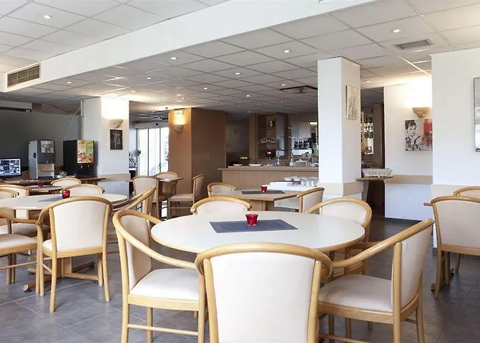 Resothel Group Hotel