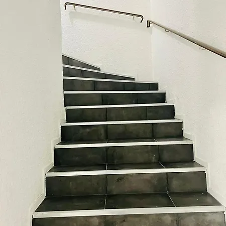 酒店 Resothel Group