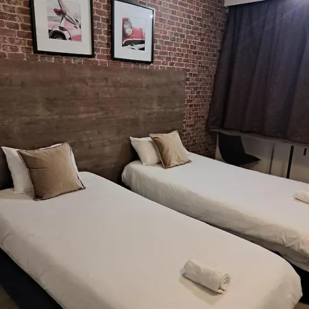 Resothel Group 3* لو كانيت